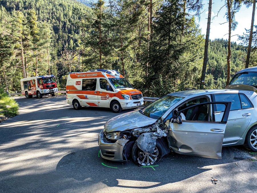 Unfall auf Strasse